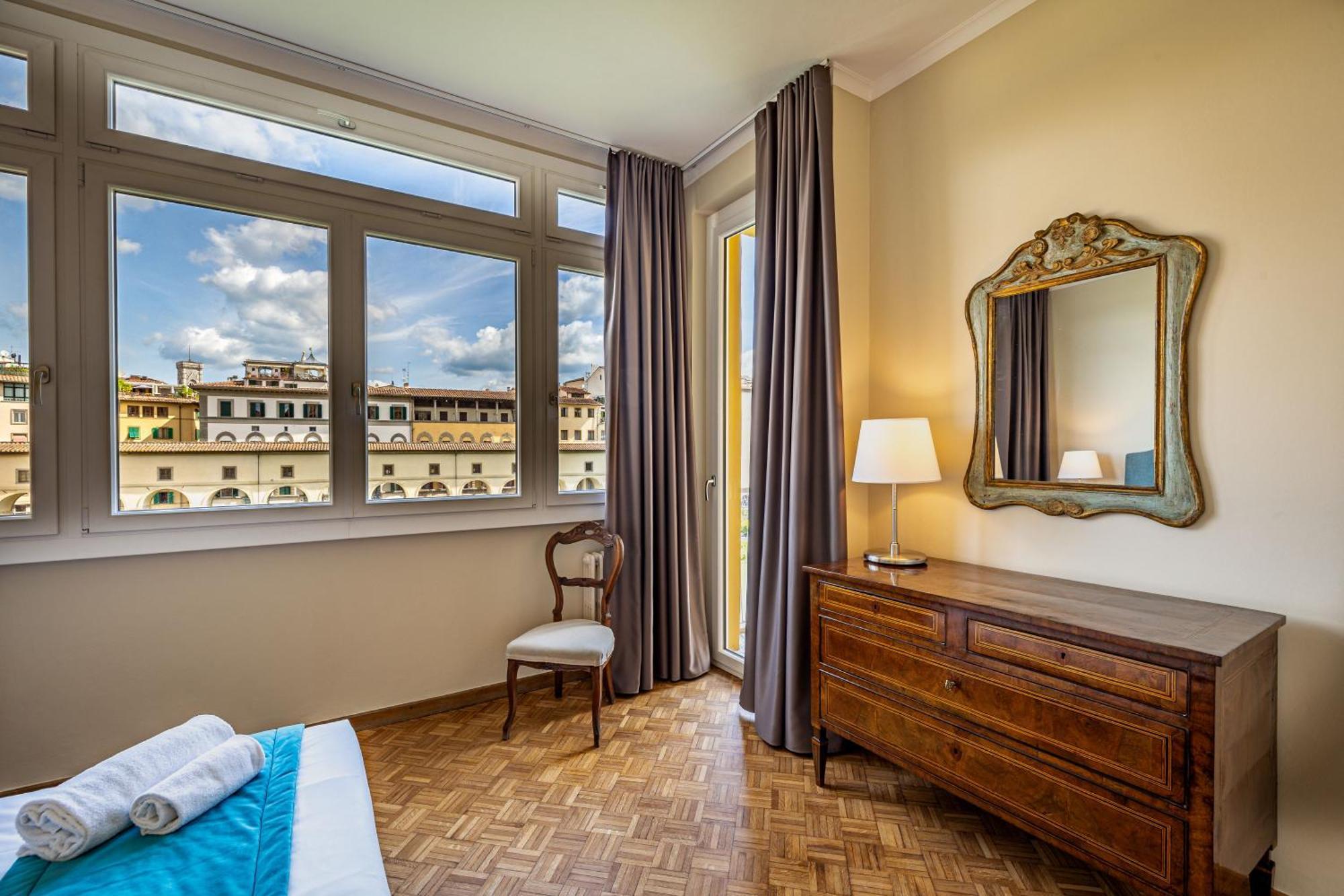 Yd Balcony On Pontevecchio View Apartment Florenţa Exterior foto